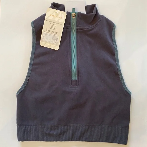 NWT Fabletics Kaylee Mock Neck Zip Up Sculptknit Top - L - Picture 3 of 7